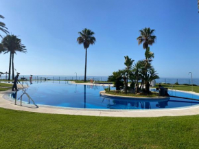 Гостиница Mi Capricho Apartment with Sea Views and Gardens  Ла Кала Де Михас